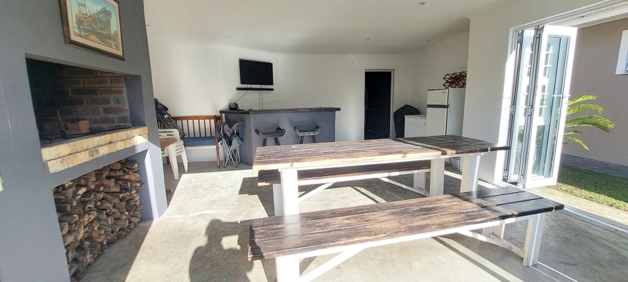 3 Bedroom Property for Sale in Sunrise On Sea Eastern Cape